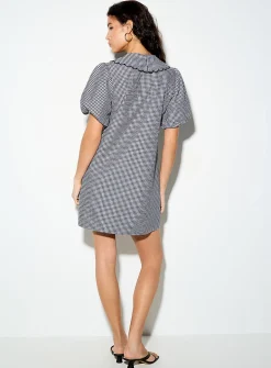 Gingham Peter Pan-collar seersucker shirtdress