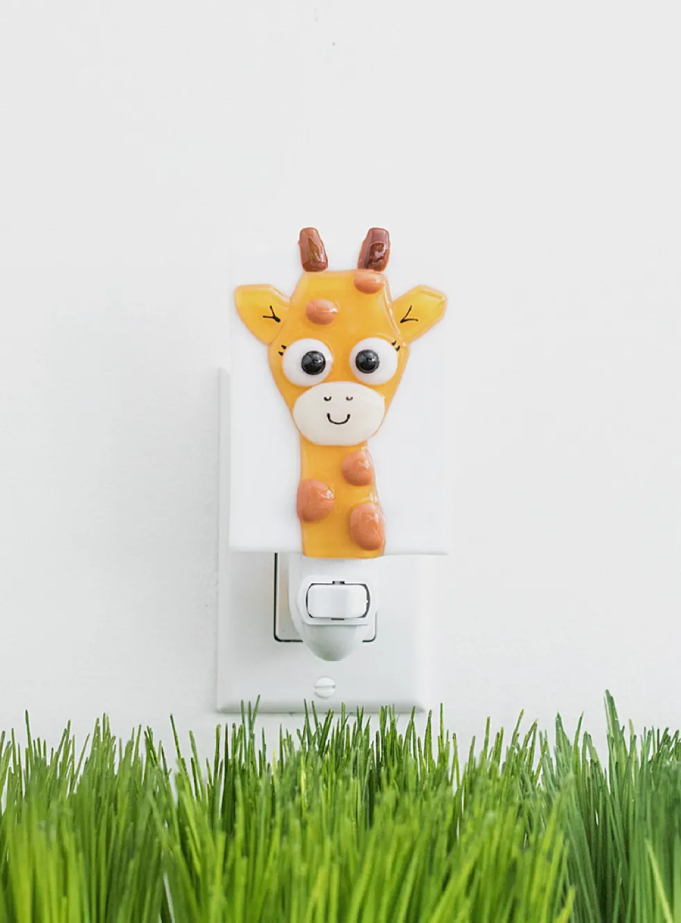 Gisèle the giraffe nightlight