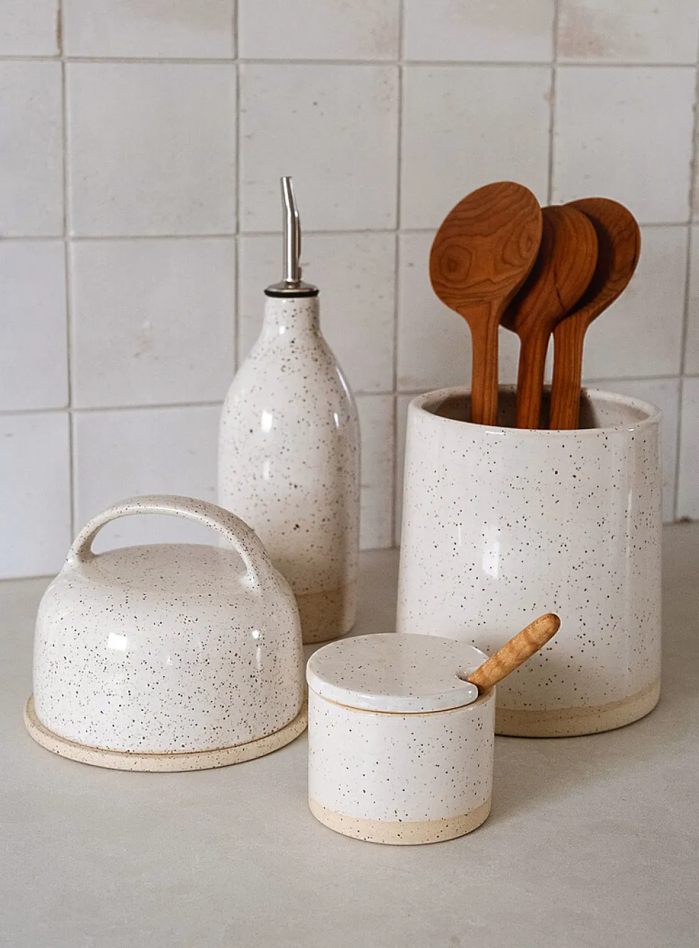 Glazed stoneware utensil pot