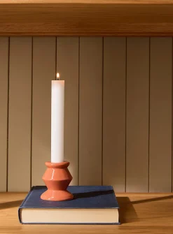 Glossy geometric candle holder