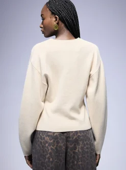 Golden buttons V-neck thick-knit cardigan