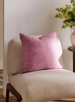 Gotland wool removable-cover cushion