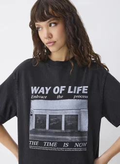 Graphic print T-shirt dress