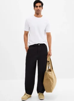 Graphic seam chinos