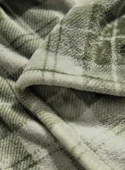 Green checkers soft plush throw