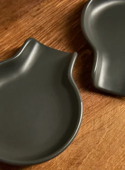 Grey spoon rests
