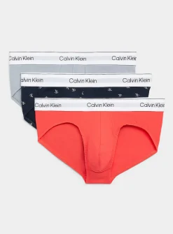 Grey/navy/red briefs