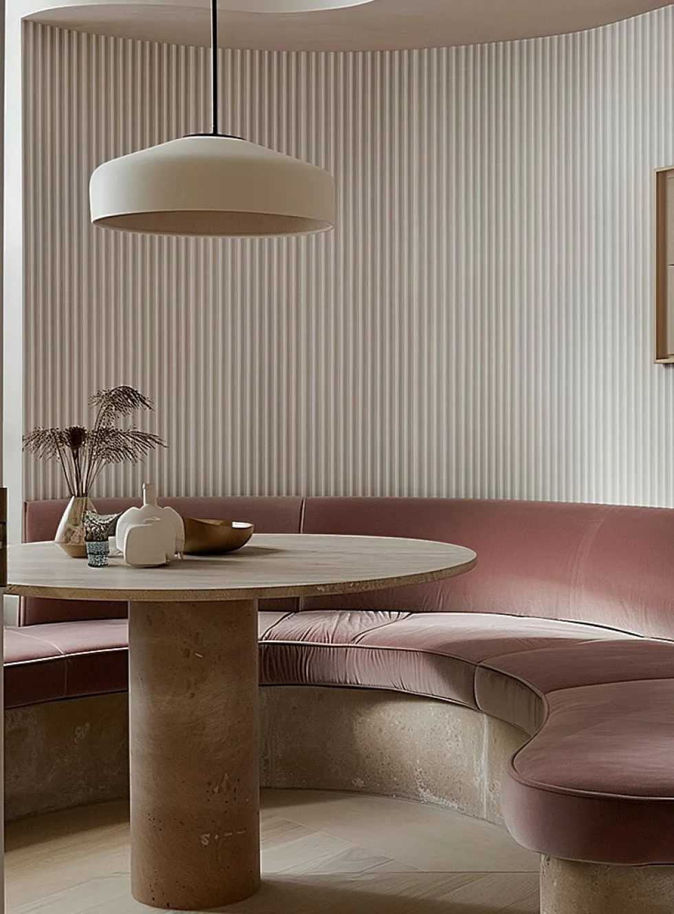Grooved effect wallpaper strip