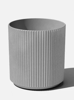 Grooved minimalist planter