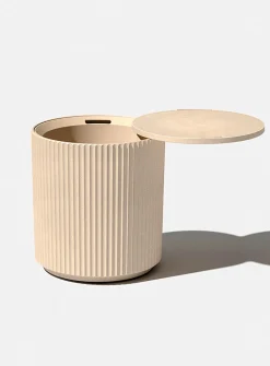 Grooved side table cooler