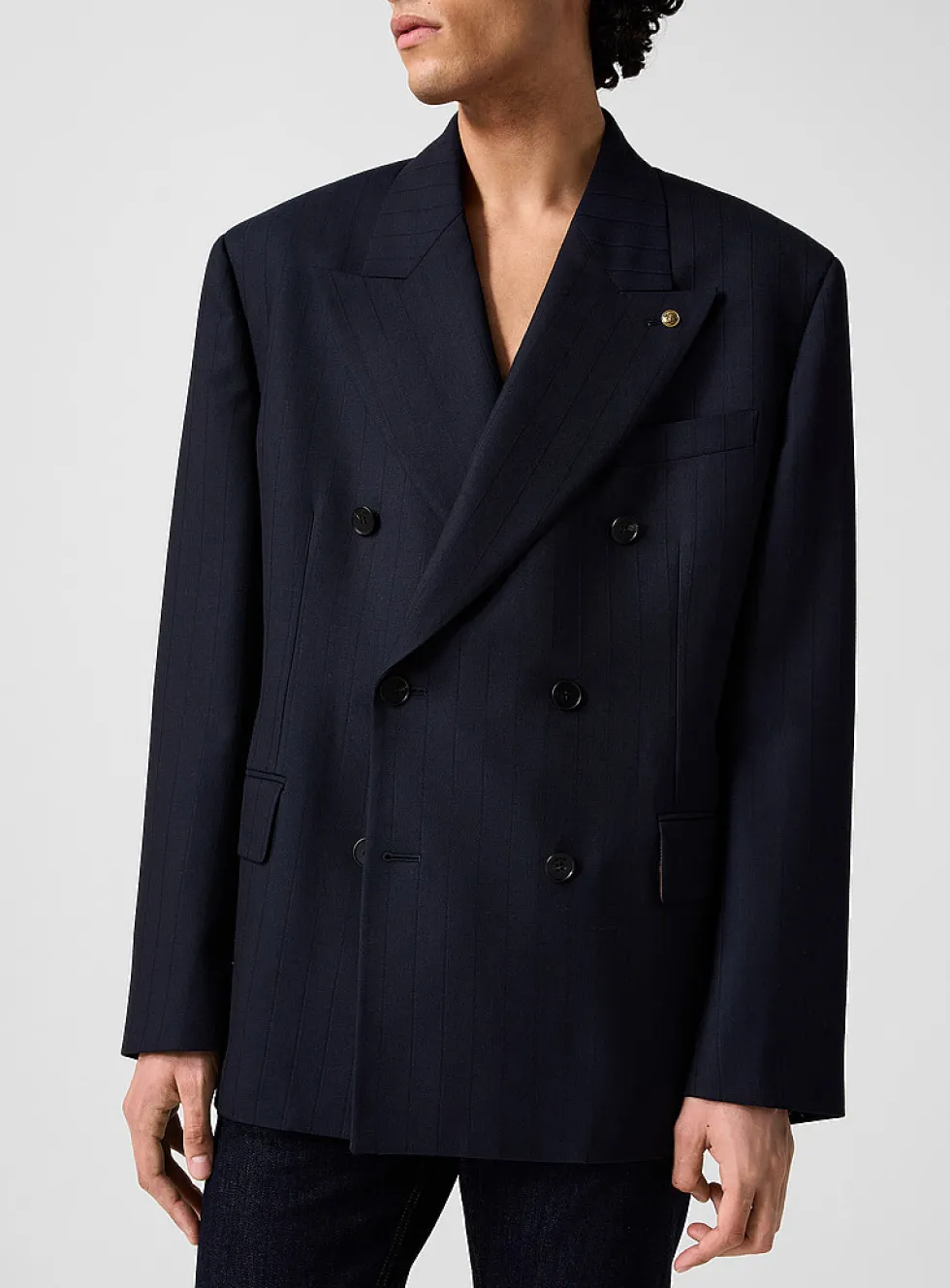 Grooved stripes double-breasted blazer with pin