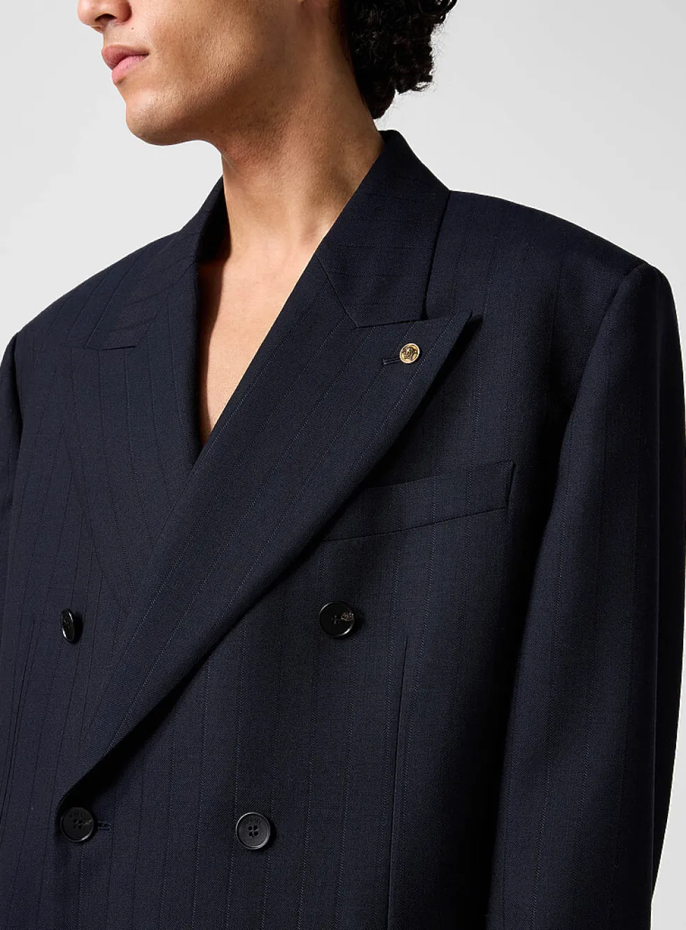 Grooved stripes double-breasted blazer with pin