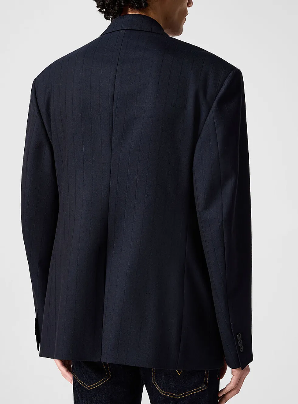 Grooved stripes double-breasted blazer with pin