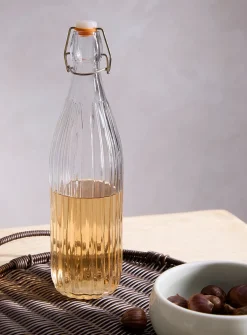 Grooved water bottle