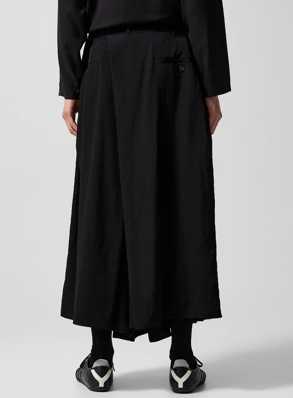 Hakama-style draped pant