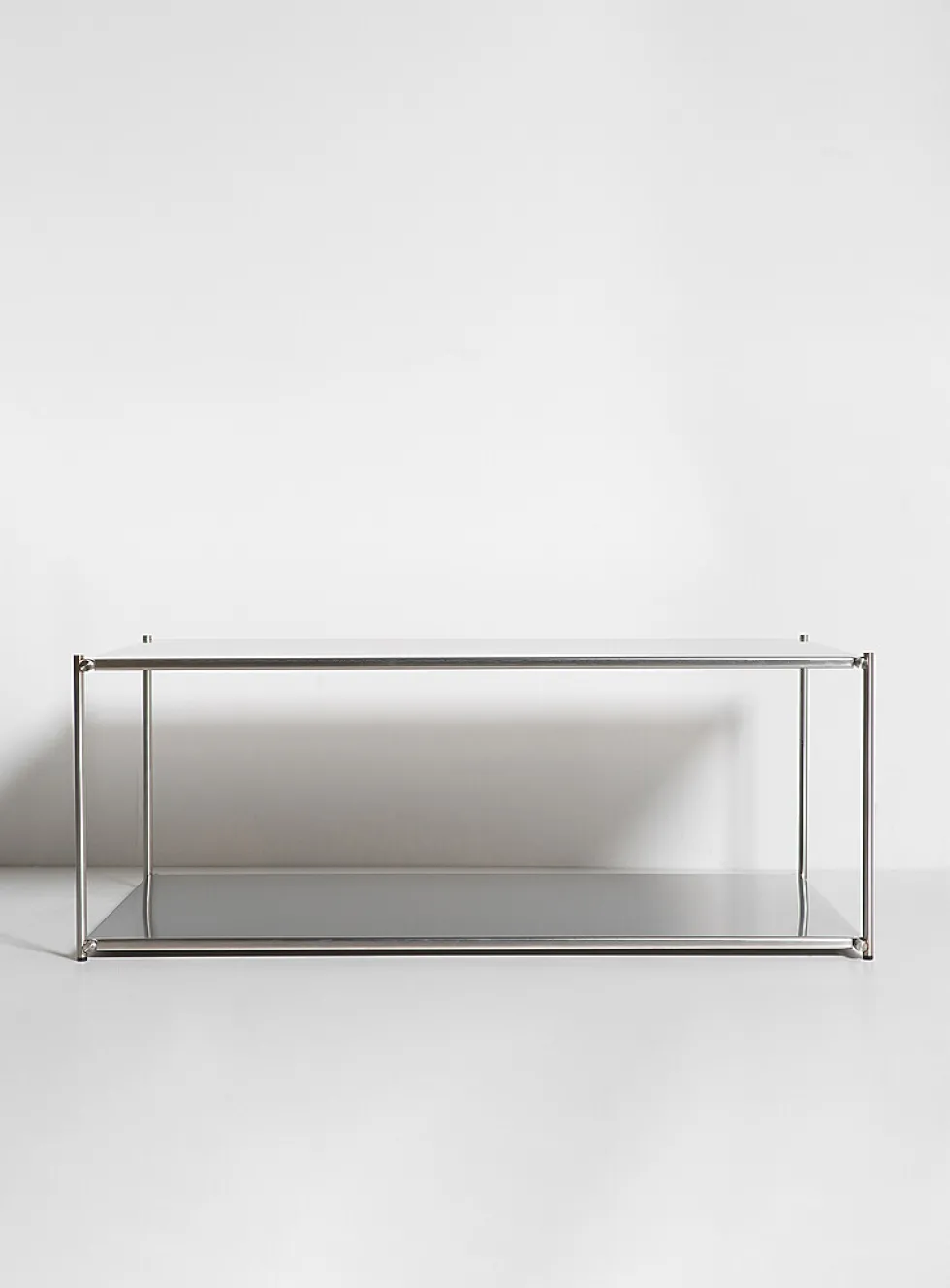 Halte coffee table