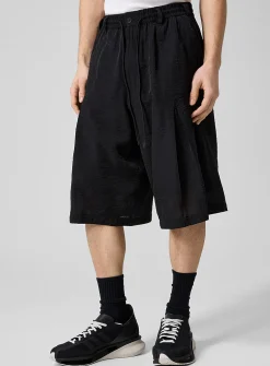 Hammered texture flowy pleated Bermuda short