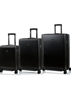 Hardside luggage set