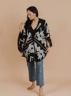 Harvesters reversible shawl