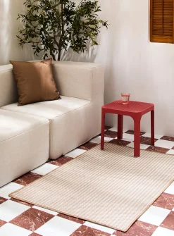 Hatched stripes outdoor rug