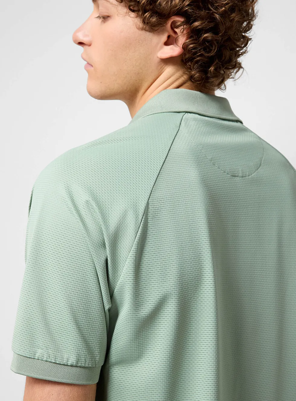 Hatched-texture breathable golf polo