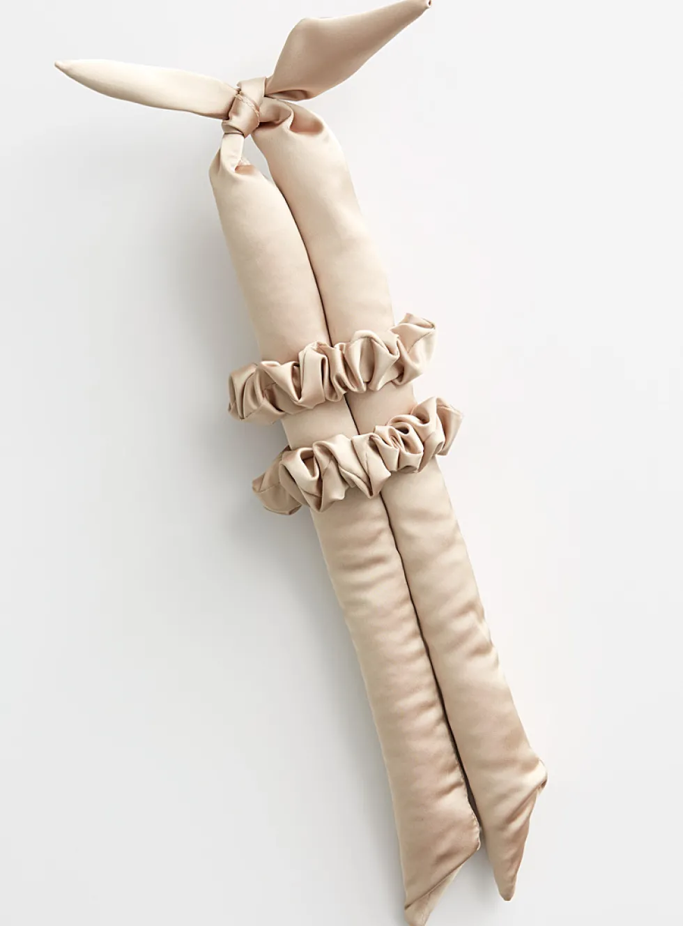 Heat-free hair curling accessory