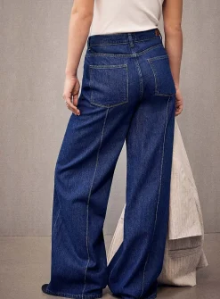 Hepburn embossed seam jean