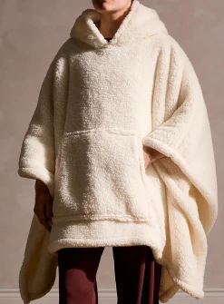 High-pile fleece oversized hooded poncho