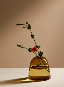 Hillock small blown glass vase