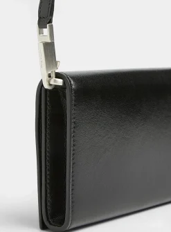 Hollywood pouch