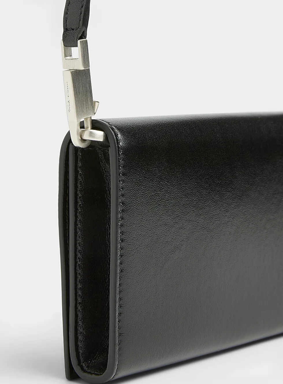 Hollywood pouch