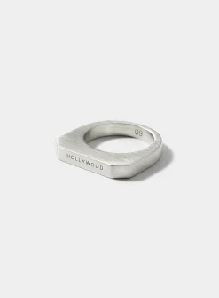 Hollywood ring