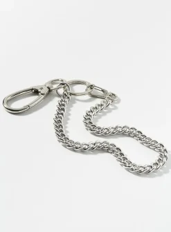 Hoop and carabiner chain
