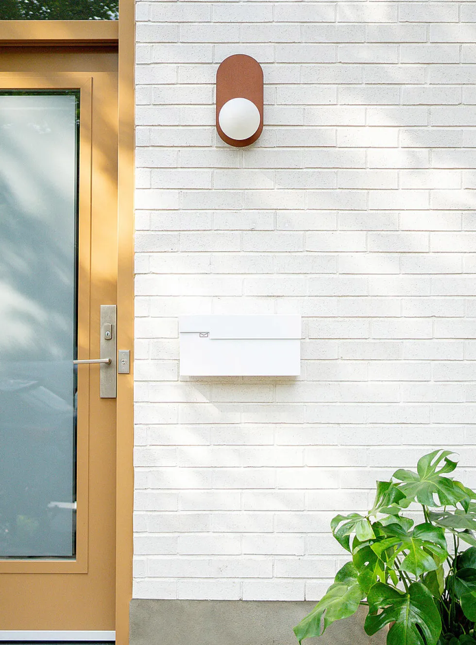 Horizontal Urban mailbox