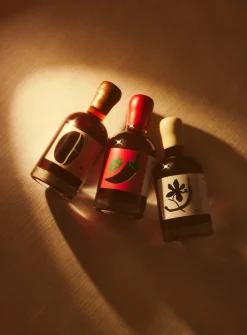 Infused maple syrup set