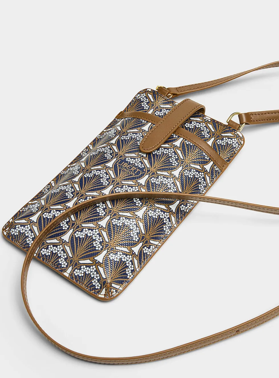 Iphis phone clutch