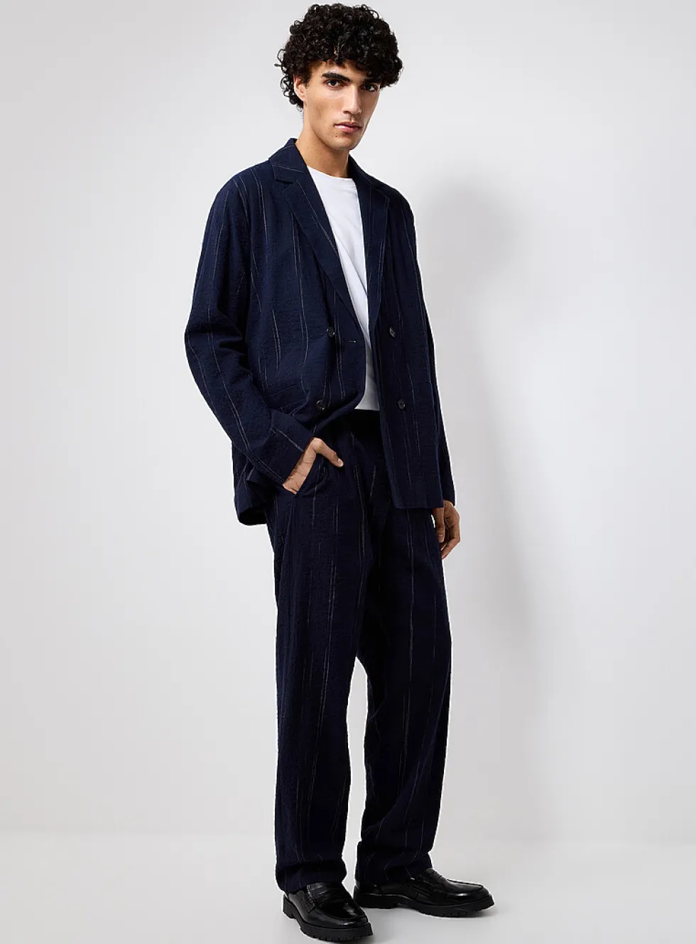 Irregular stripe seersucker jacket