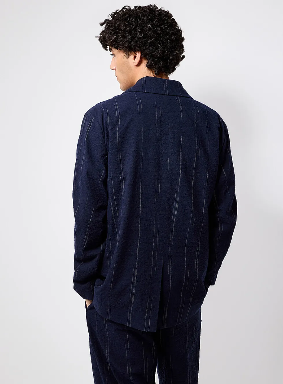 Irregular stripe seersucker jacket