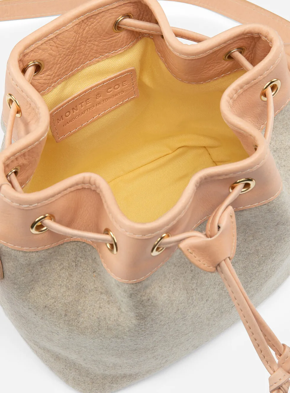 Italian wool bucket bag
