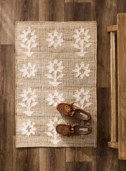 Ivory flowers wool and jute rug