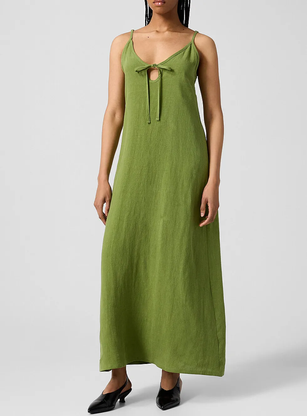 Ivy tie-collar pure linen maxi dress