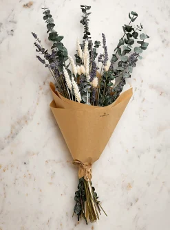 Janny dried plants bouquet
