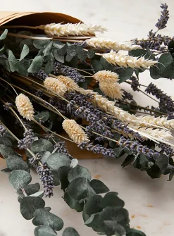 Janny dried plants bouquet