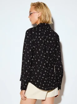 Jewel-button printed fluid blouse