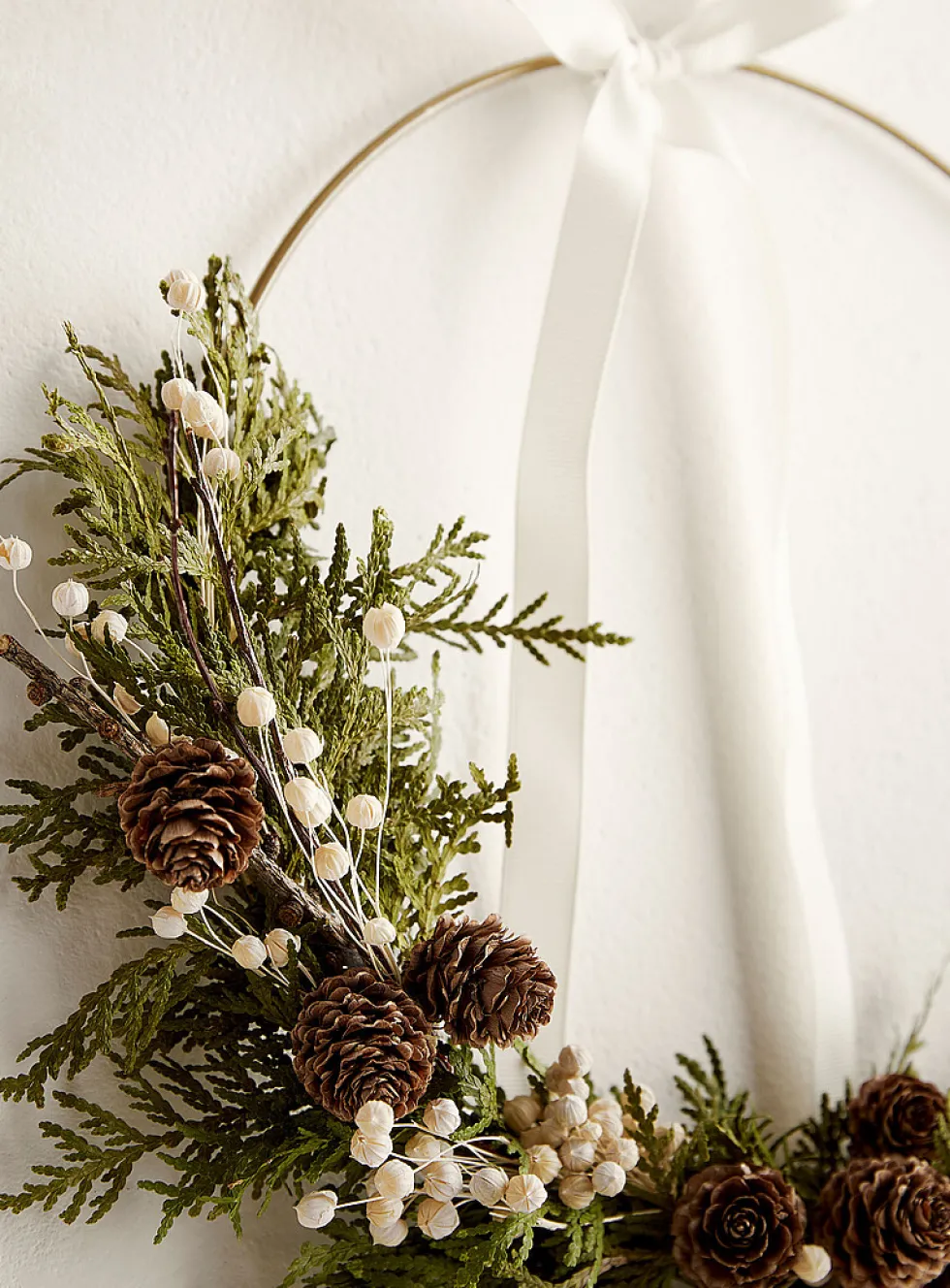 Karina dried plants wreath