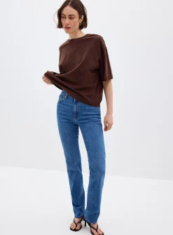 Kendra medium-indigo jean