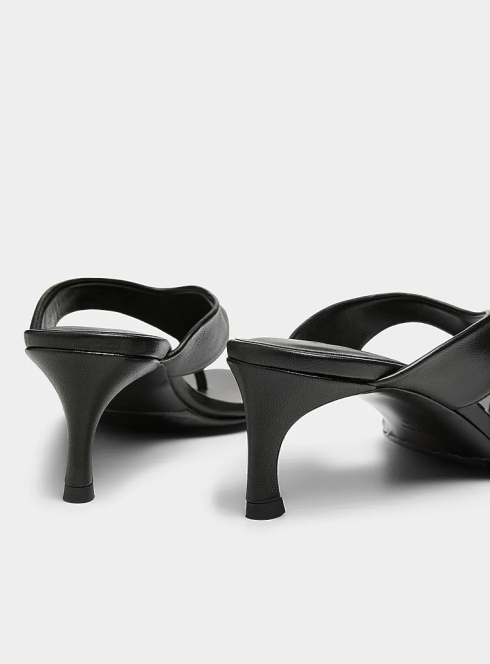 Kitten heel leather mule sandals