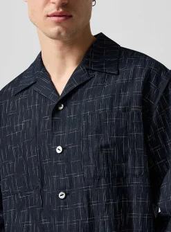 Knit hem geometric pattern cabana shirt