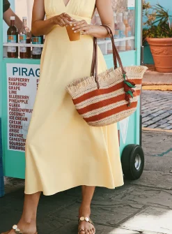 Knotted fringes striped braided raffia tote bag