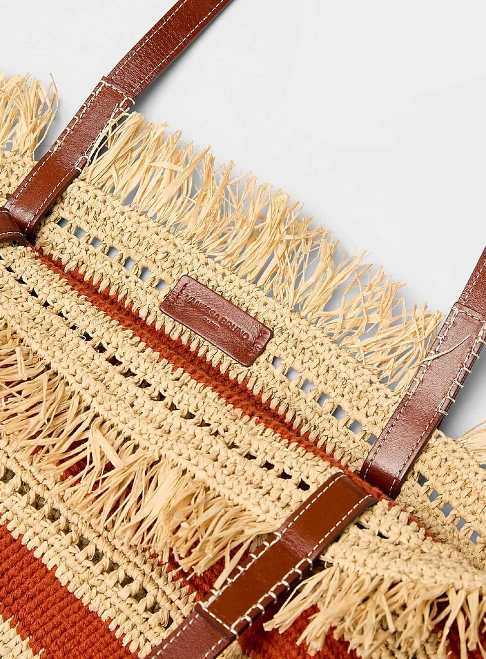 Knotted fringes striped braided raffia tote bag